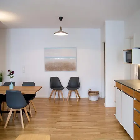 Apartment Madflats S-bahn Friedenau