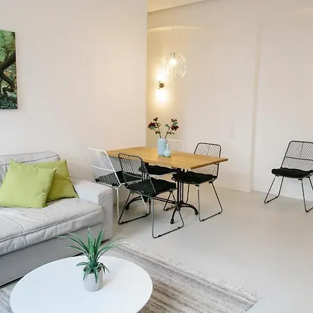 Madflats S-bahn Friedenau