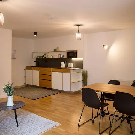 Madflats S-bahn Friedenau Apartamento *