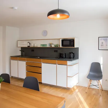 Madflats S-bahn Friedenau Apartamento