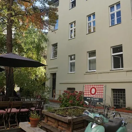 Madflats S-bahn Friedenau * Berlin