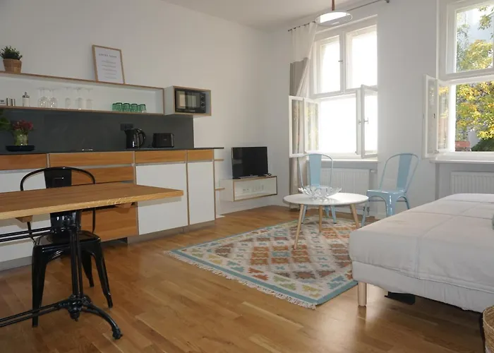 Appartement Madflats S-bahn Friedenau Berlijn