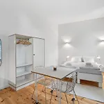 Appartement Madflats S-bahn Friedenau Berlijn