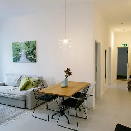 Madflats S-bahn Friedenau Βερολίνο