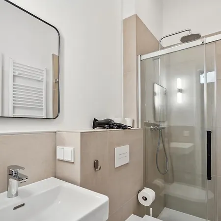 Madflats S-bahn Friedenau