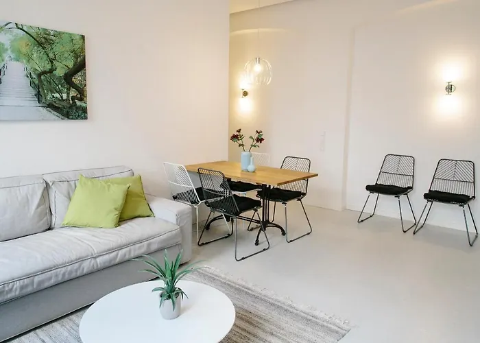 Madflats S-bahn Friedenau