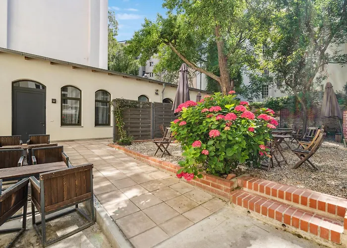 Madflats S-bahn Friedenau Apartament